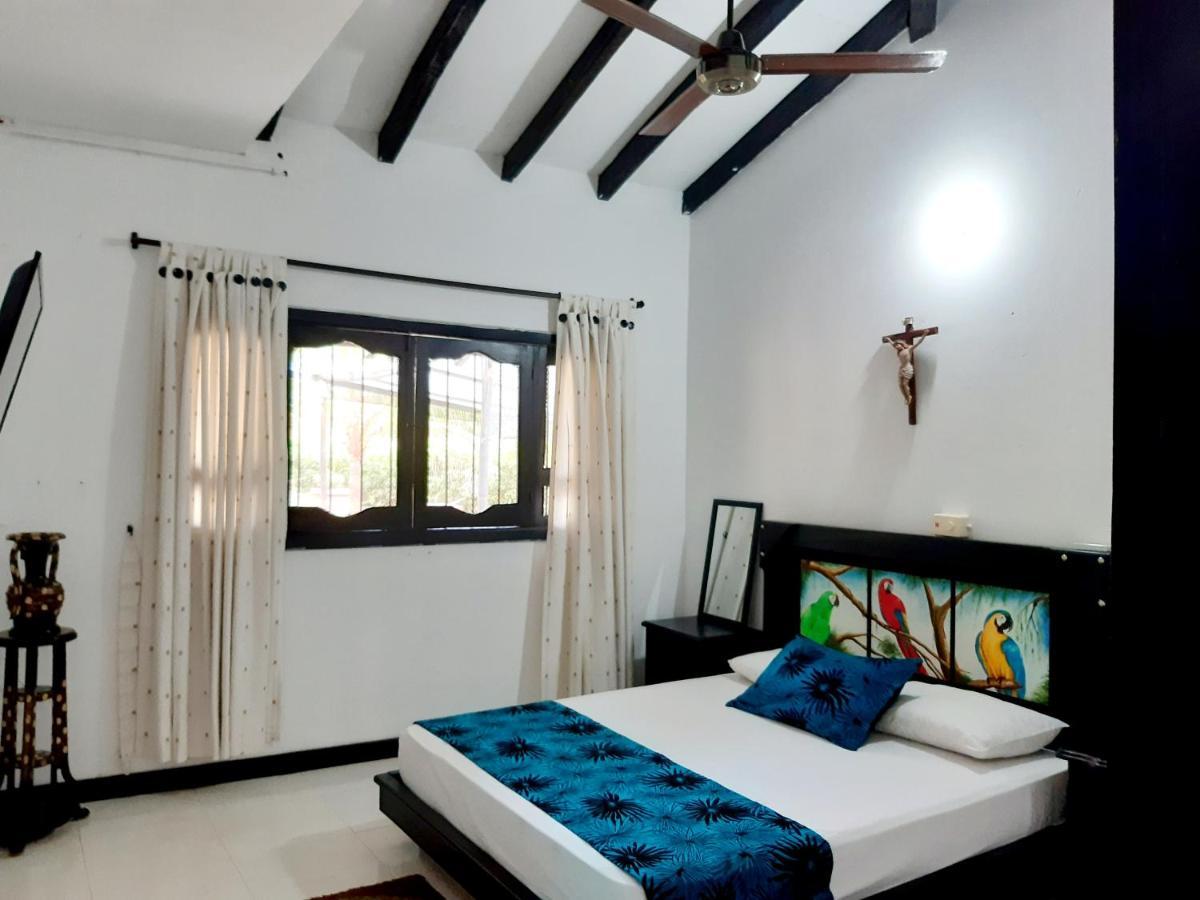 Casa Campo Emaus Caucasia Екстериор снимка