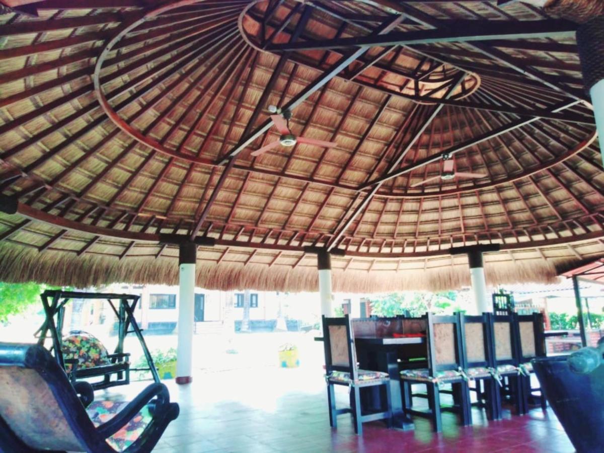 Casa Campo Emaus Caucasia Екстериор снимка