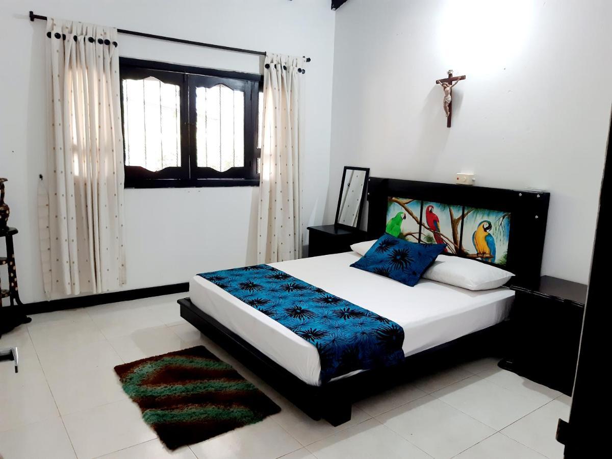 Casa Campo Emaus Caucasia Екстериор снимка
