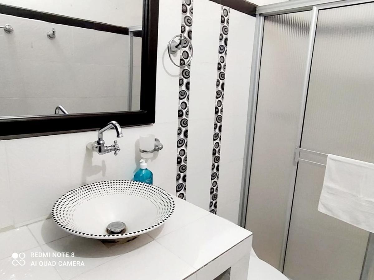 Casa Campo Emaus Caucasia Екстериор снимка