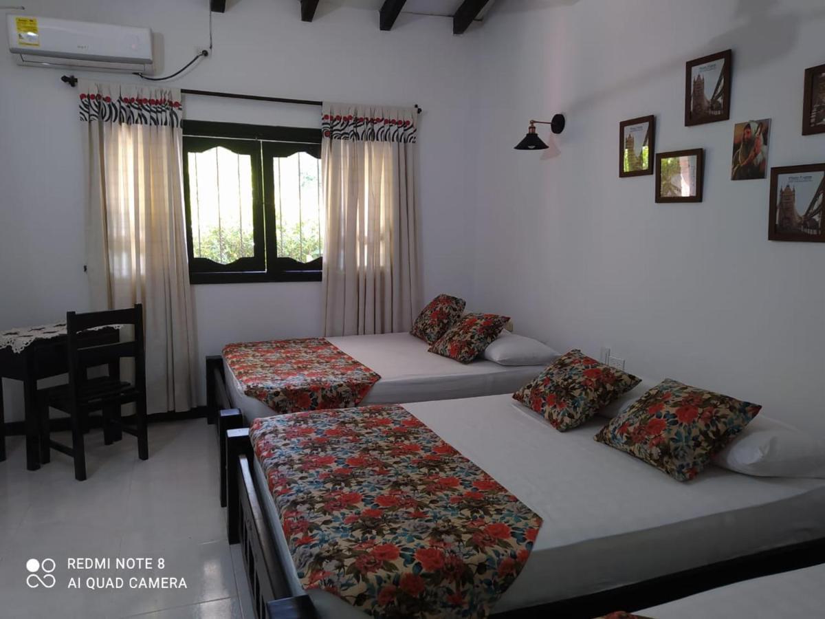 Casa Campo Emaus Caucasia Екстериор снимка