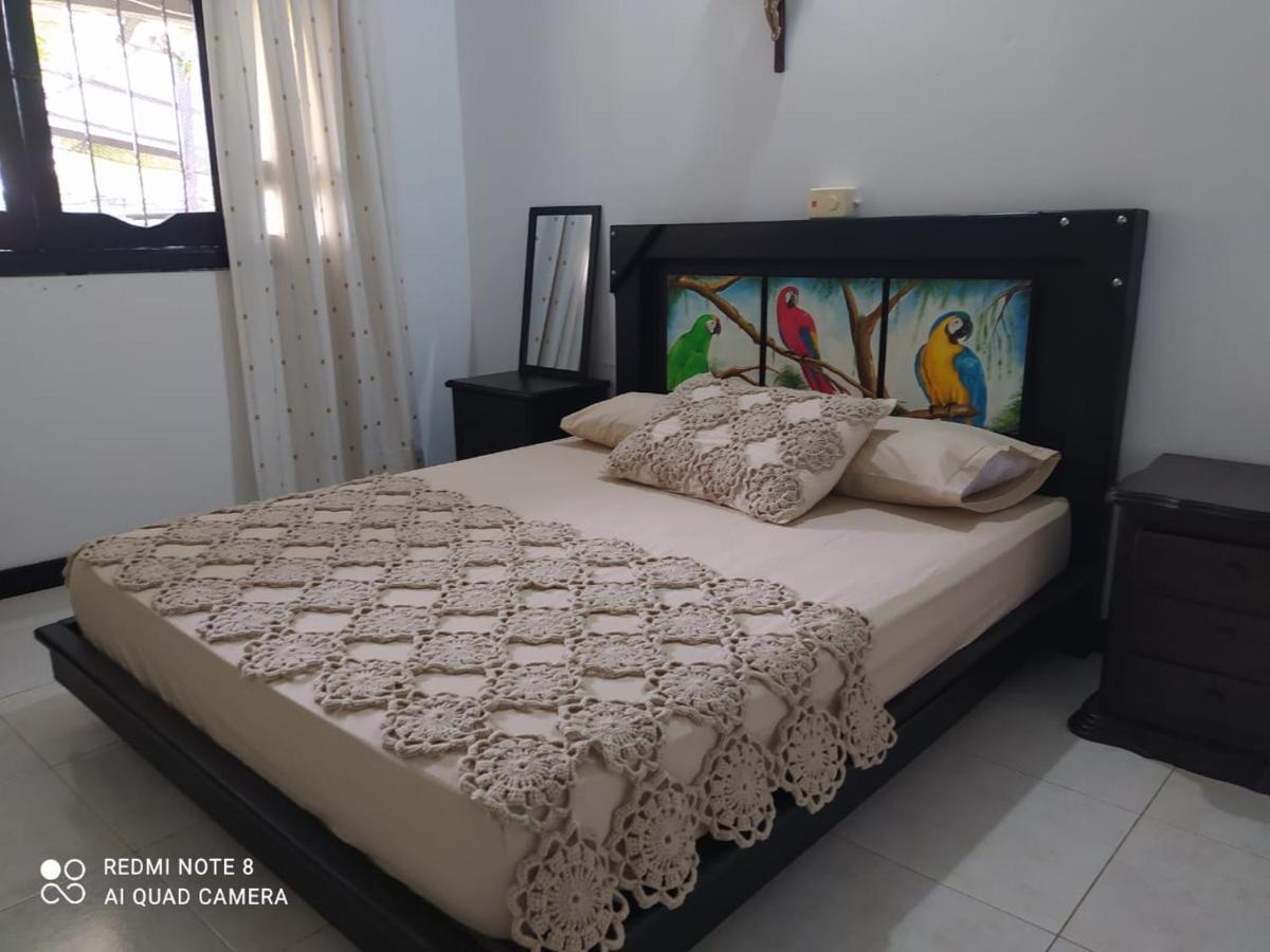 Casa Campo Emaus Caucasia Екстериор снимка