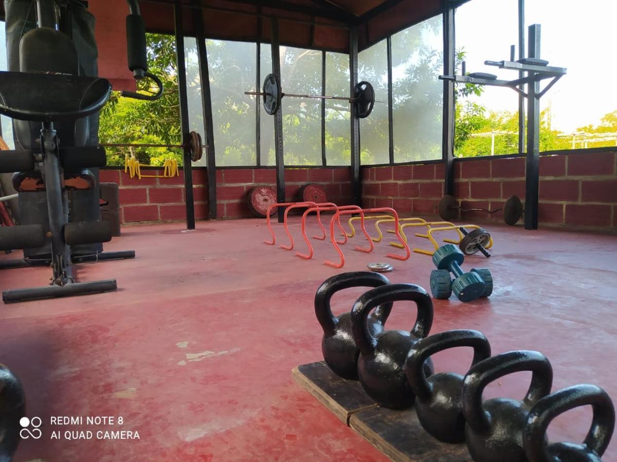 Casa Campo Emaus Caucasia Екстериор снимка