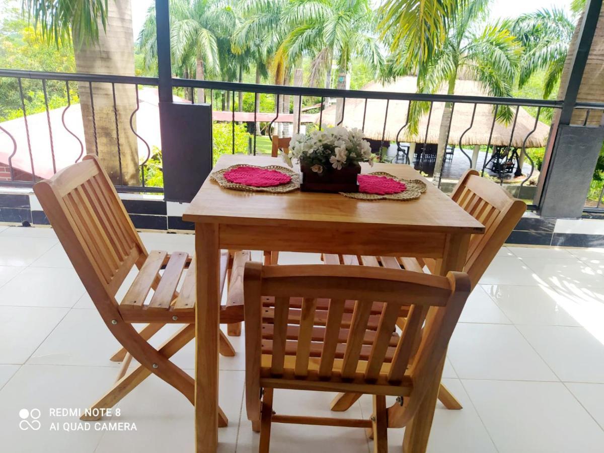 Casa Campo Emaus Caucasia Екстериор снимка